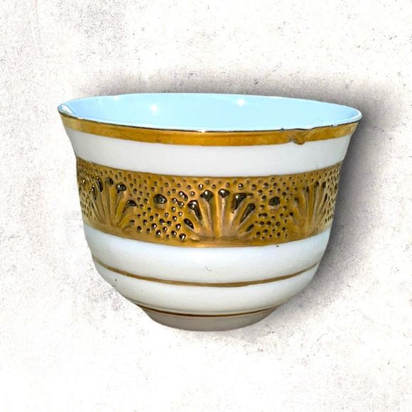 Vintage Turkish Arabic Espresso Coffee Cups Shots White China Gold Leaf Appliqué - Picture 2 of 4